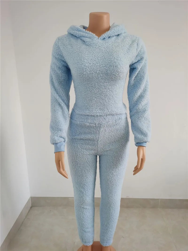 Ensemble femme 2 pièces effet laine d'agneau à capuche et pantalon