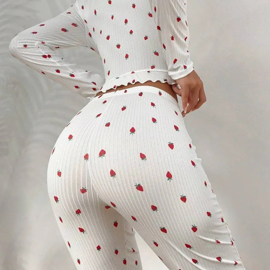 Pyjama à Fraises Femme – Ensemble Haut et Pantalon