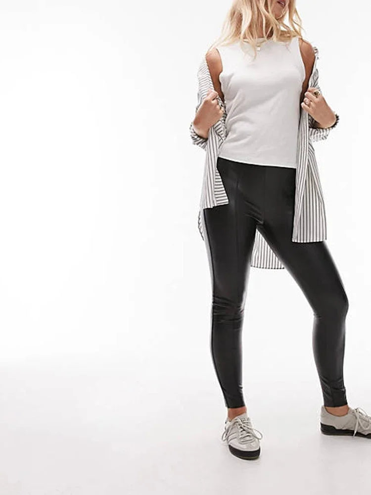 Pantalon Cheville Taille Haute en Similicuir Mat