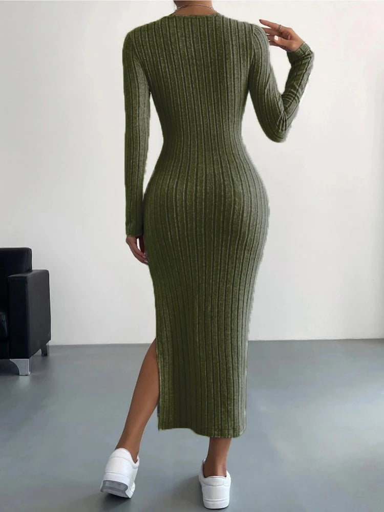 Robe en Maille Côtelée Femme – Col Rond et Fente Latérale