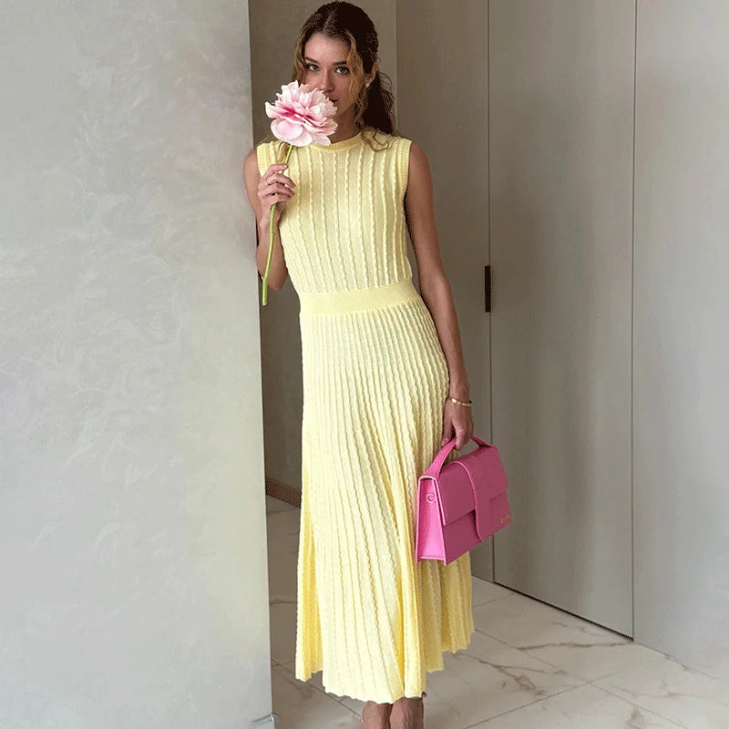 Robe Longue Femme – Maille Unie et Plissée