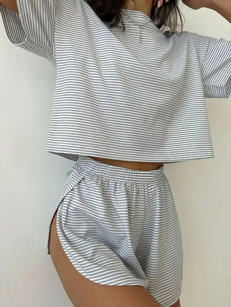 Pyjama Court Rayé Femme – Ensemble 2 Pièces d’Été