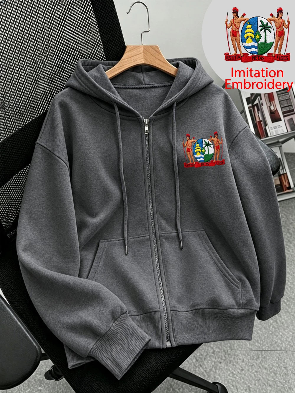 Sweat à Capuche Zippé Femme – Imprimé Suriname