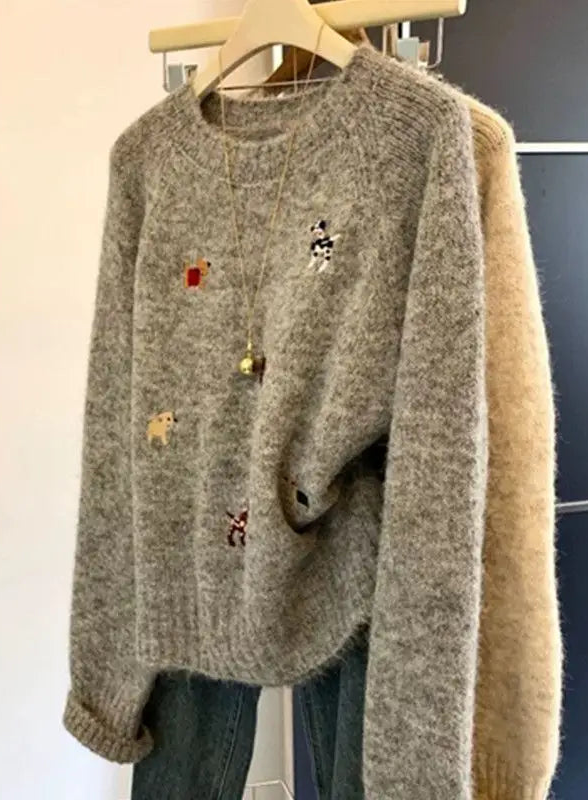 Pull Brodé Col Rond Femme – Maille Confortable
