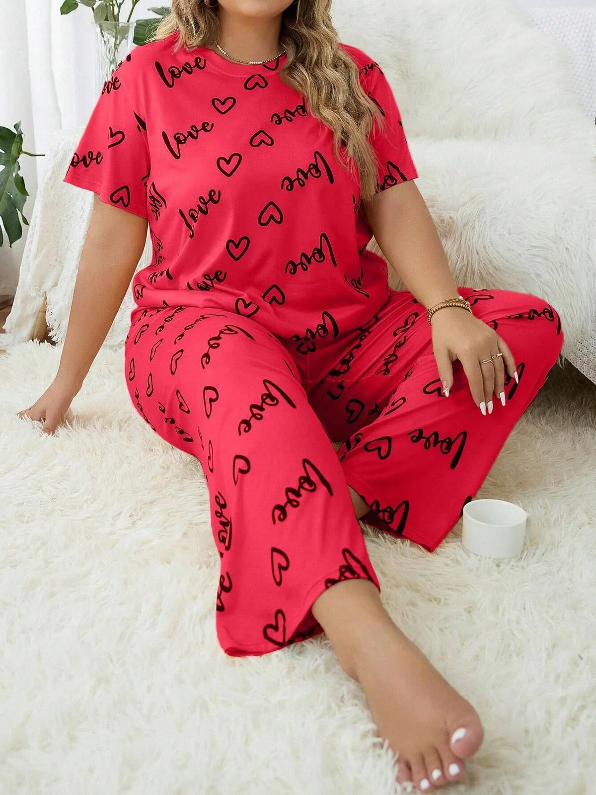 Pyjama Femme – Imprimé Cœurs et Lettres