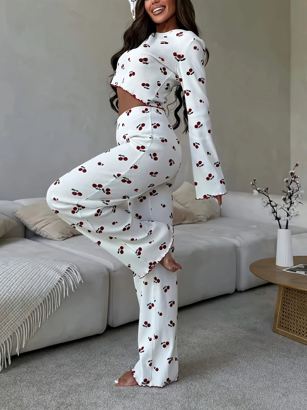 Pyjama à Cerises Femme – Ensemble 2 Pièces Style Y2K