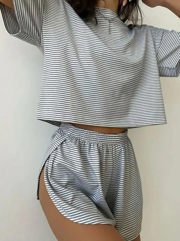 Pyjama Court Rayé Femme – Ensemble 2 Pièces d’Été