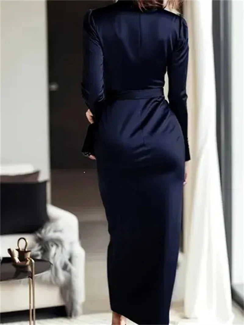 Robe femme longue en satin à col V