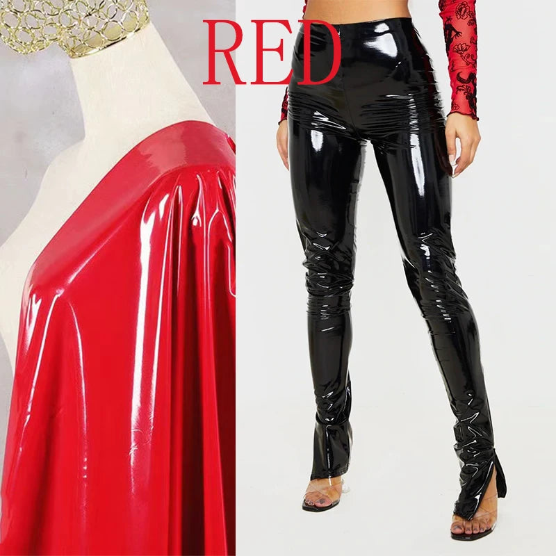 Pantalon Slim en Similicuir Verni à Fentes Latérales