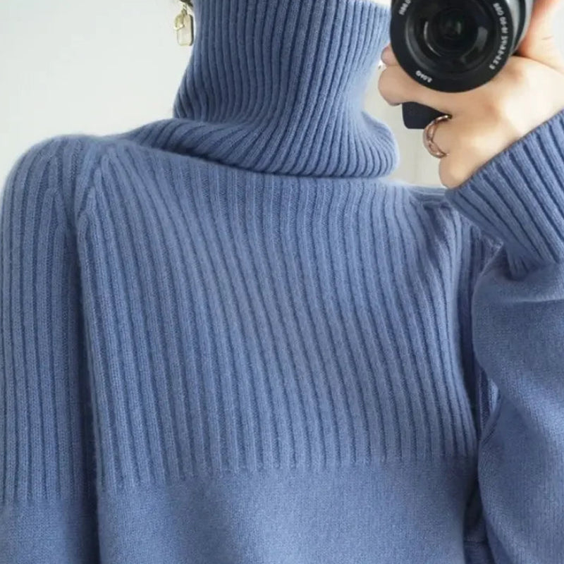 Pull Ample Femme – Maille et Col Roulé