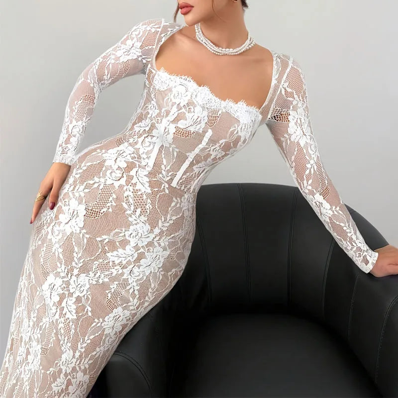 Robe Longue Femme – Dentelle Noire et Blanche et Fente