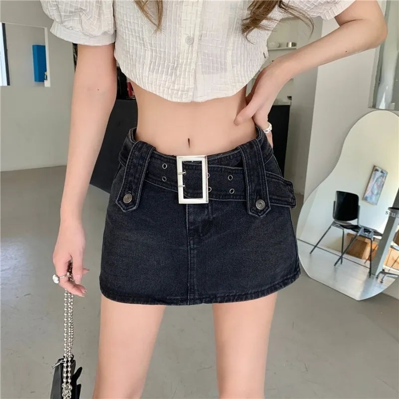 Mini-Jupe en Jean Femme – Taille Haute et Coupe Trapèze