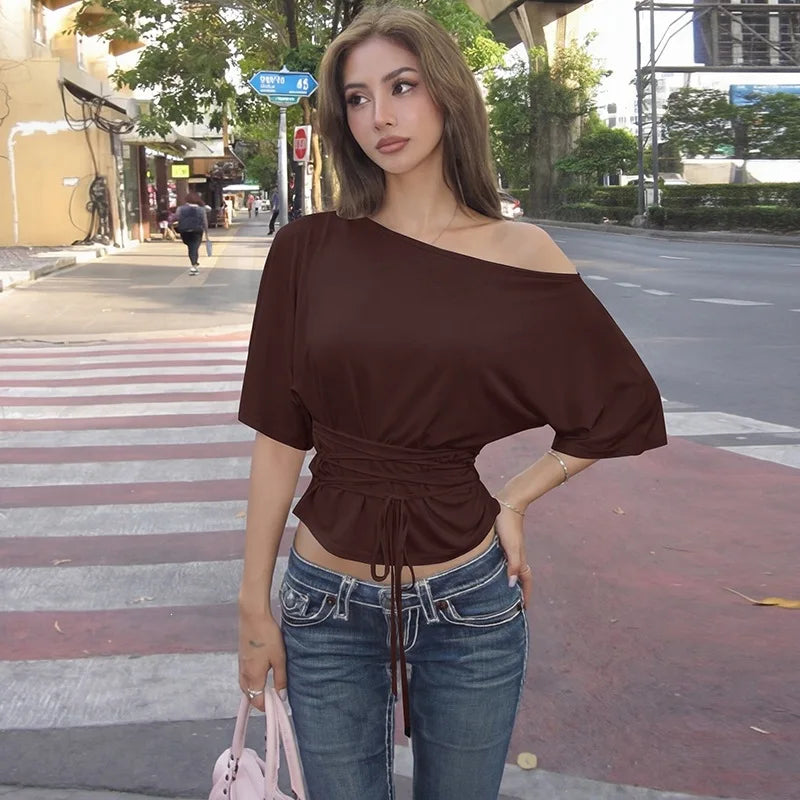 T-Shirt Asymétrique Femme – Une Épaule Dénudée