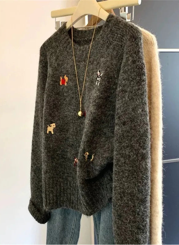 Pull Brodé Col Rond Femme – Maille Confortable