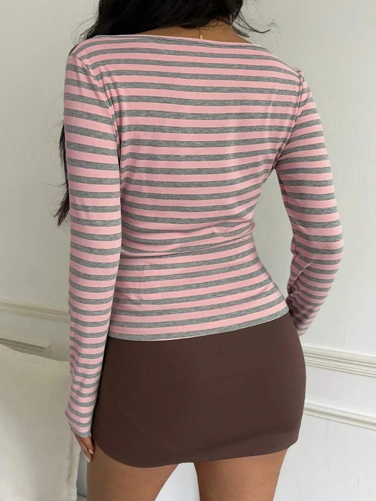 T-shirt Ajusté Femme – Manches Longues et Rayures Contrastantes
