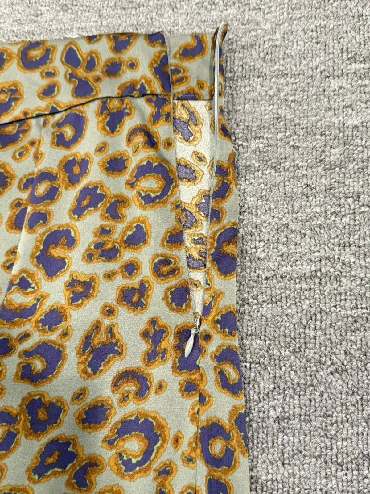 Chemise Femme – Col Rabattu et Imprimé Léopard