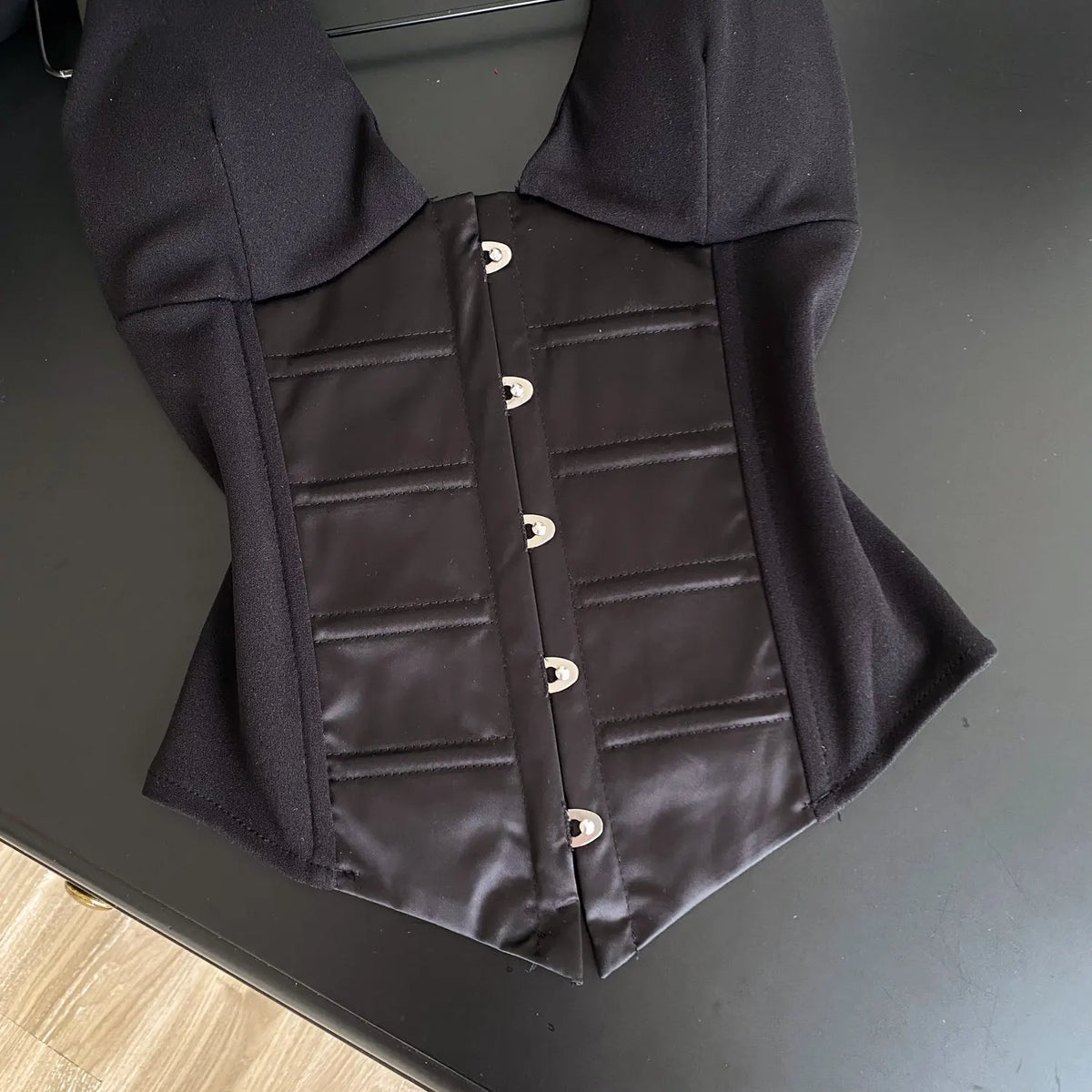 Débardeur Corset Satin Femme – Col Halter