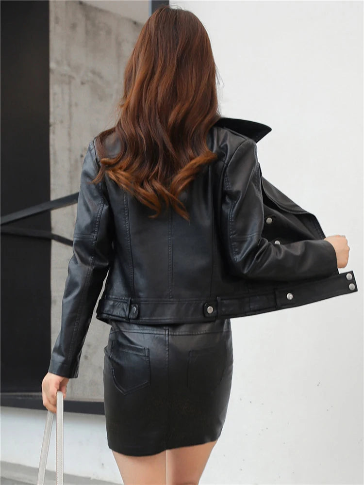 Veste femme classique en simili cuir