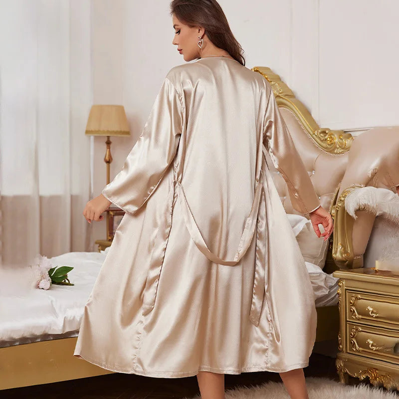 Pyjama Satin 2 Pièces Femme – Peignoir et Nuisette