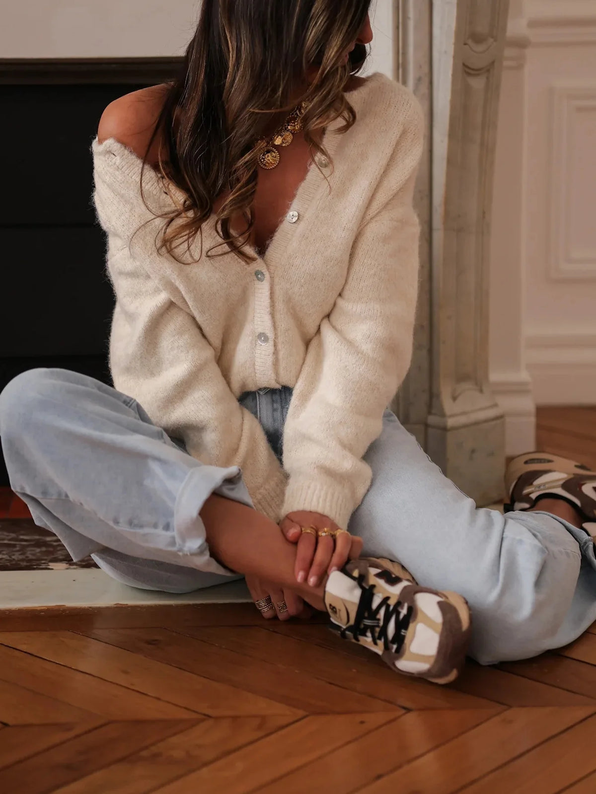 Cardigan Duveteux Femme – Maille et Col Rond