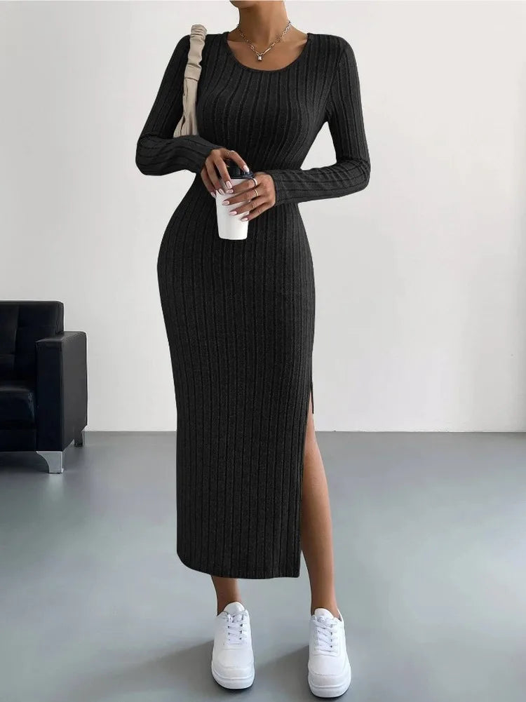 Robe en Maille Côtelée Femme – Col Rond et Fente Latérale