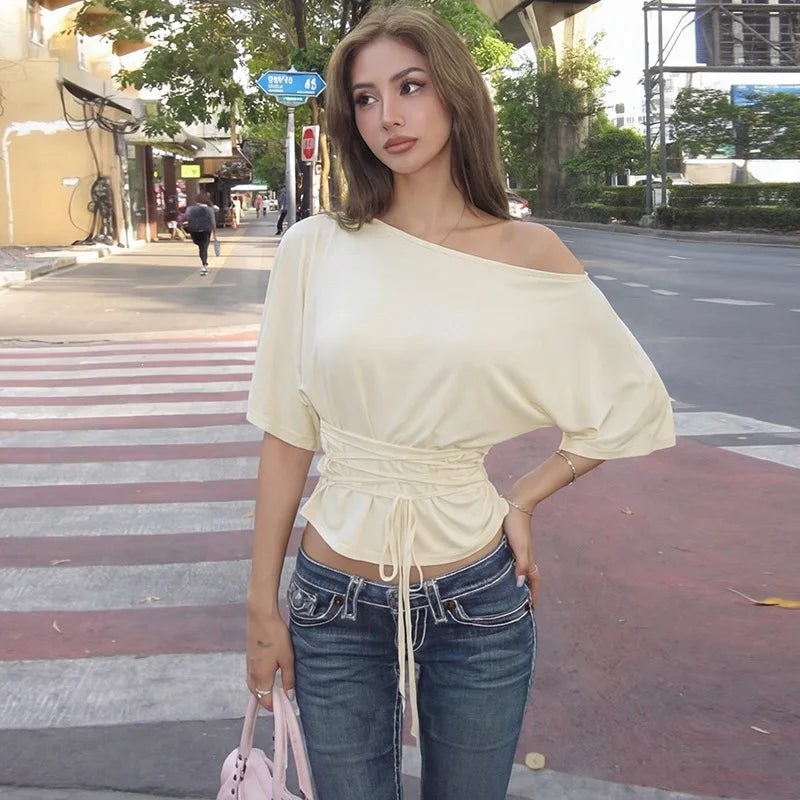 T-Shirt Asymétrique Femme – Une Épaule Dénudée