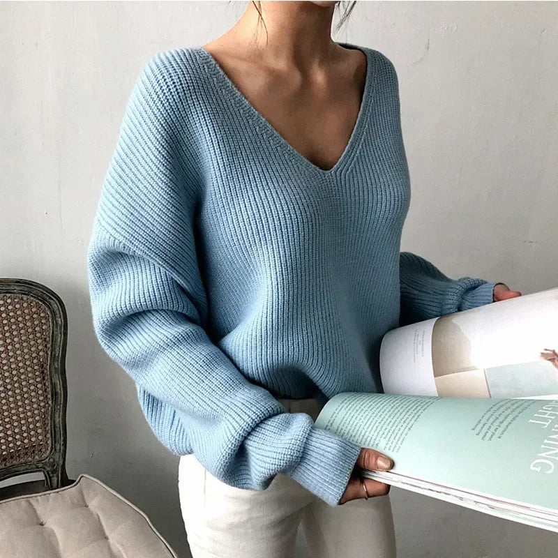 Pull Uni Femme – Col V et Ourlet Asymétrique