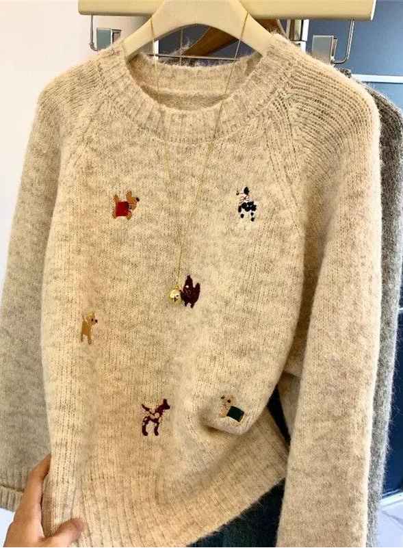 Pull Brodé Col Rond Femme – Maille Confortable