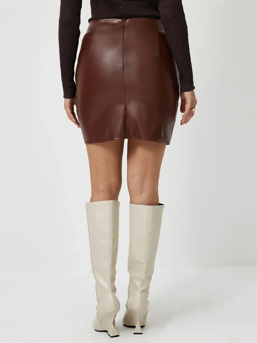Mini-Jupe Femme – Similicuir Asymétrique et Moulant