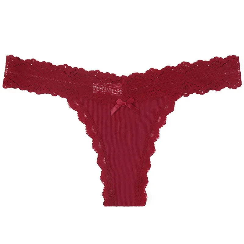 String Femme – Dentelle Florale