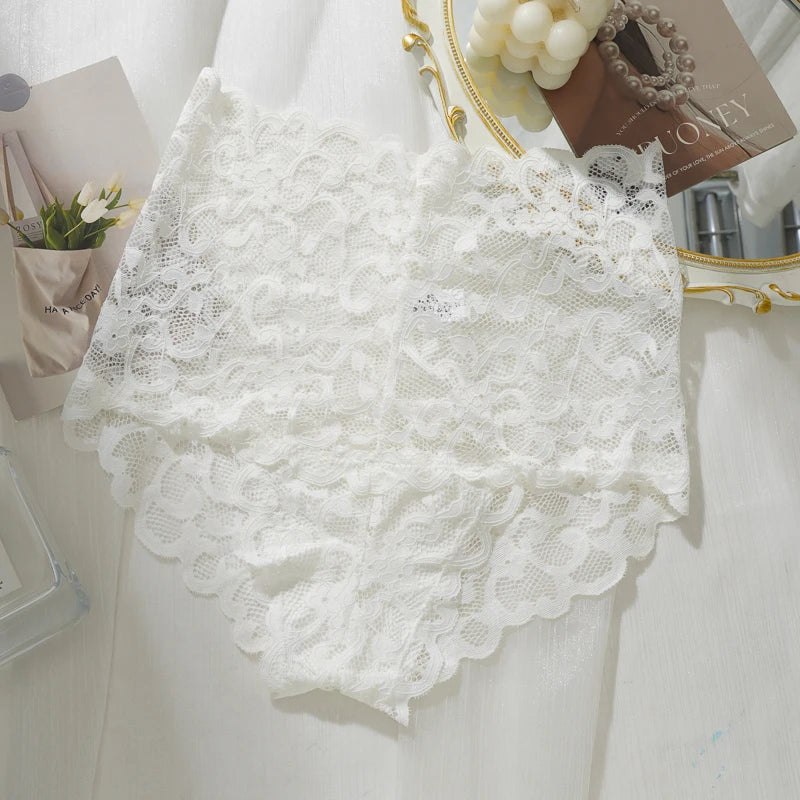 Culotte Dentelle Femme – Taille Haute et Transparente