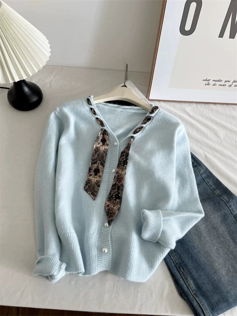 Cardigan Fin Femme – Maille et Écharpe en Soie
