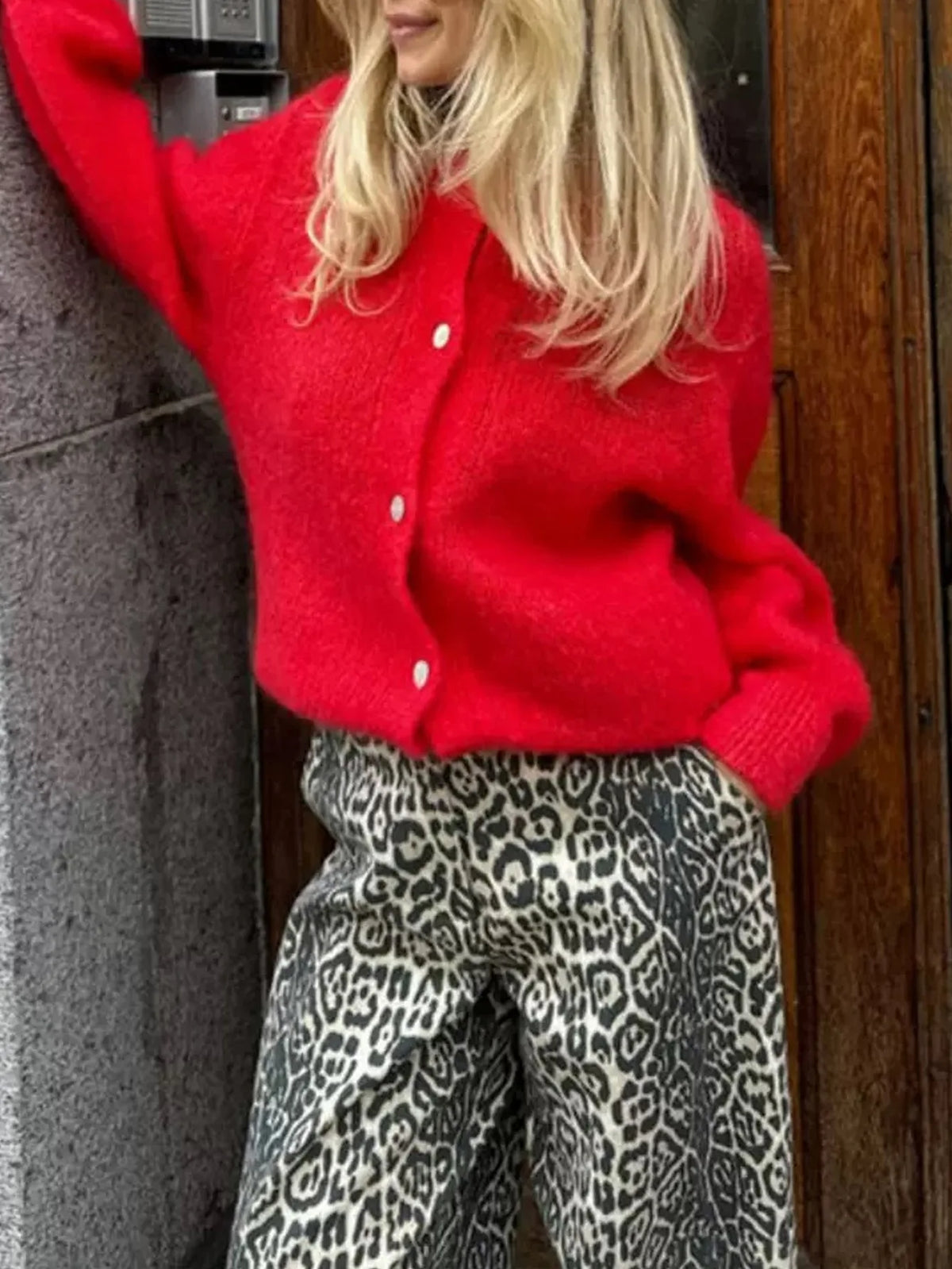 Pull Doux Femme – Maille et Boutonnage