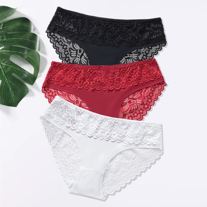Lot de 3 Culottes Femme – Dentelle et Taille Basse