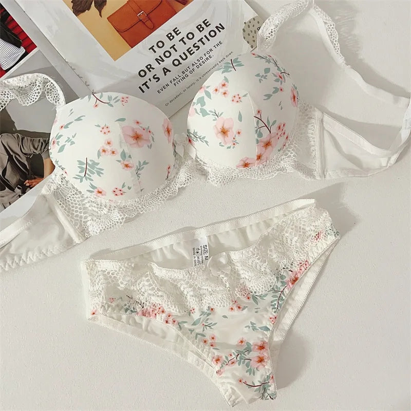 Ensemble Lingerie en Dentelle Florale Femme – Soutien-Gorge et Culotte