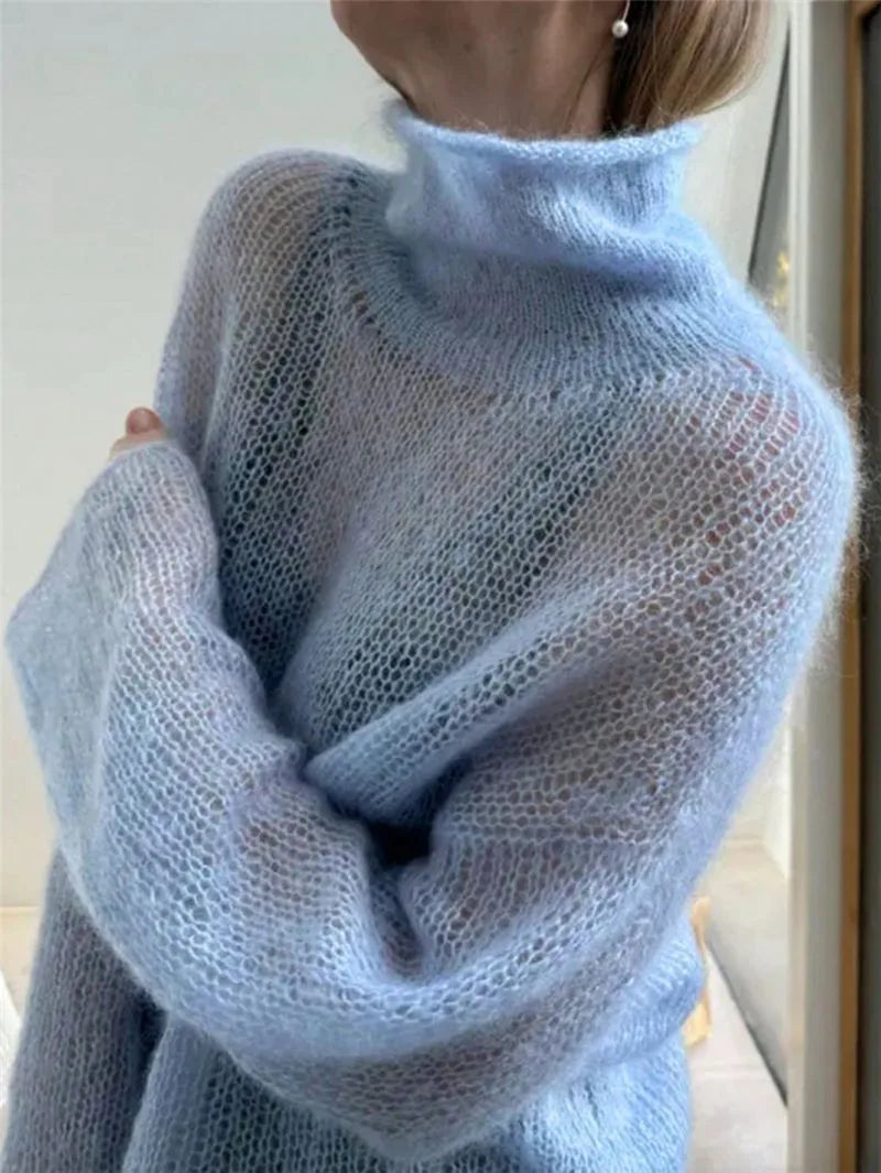 Pull femme en maille douce à col montant