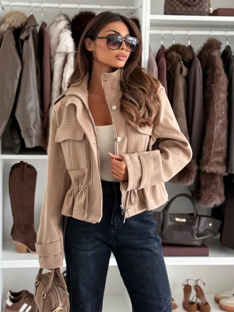 Veste d’Hiver Femme – Plissée à Col Rabattu