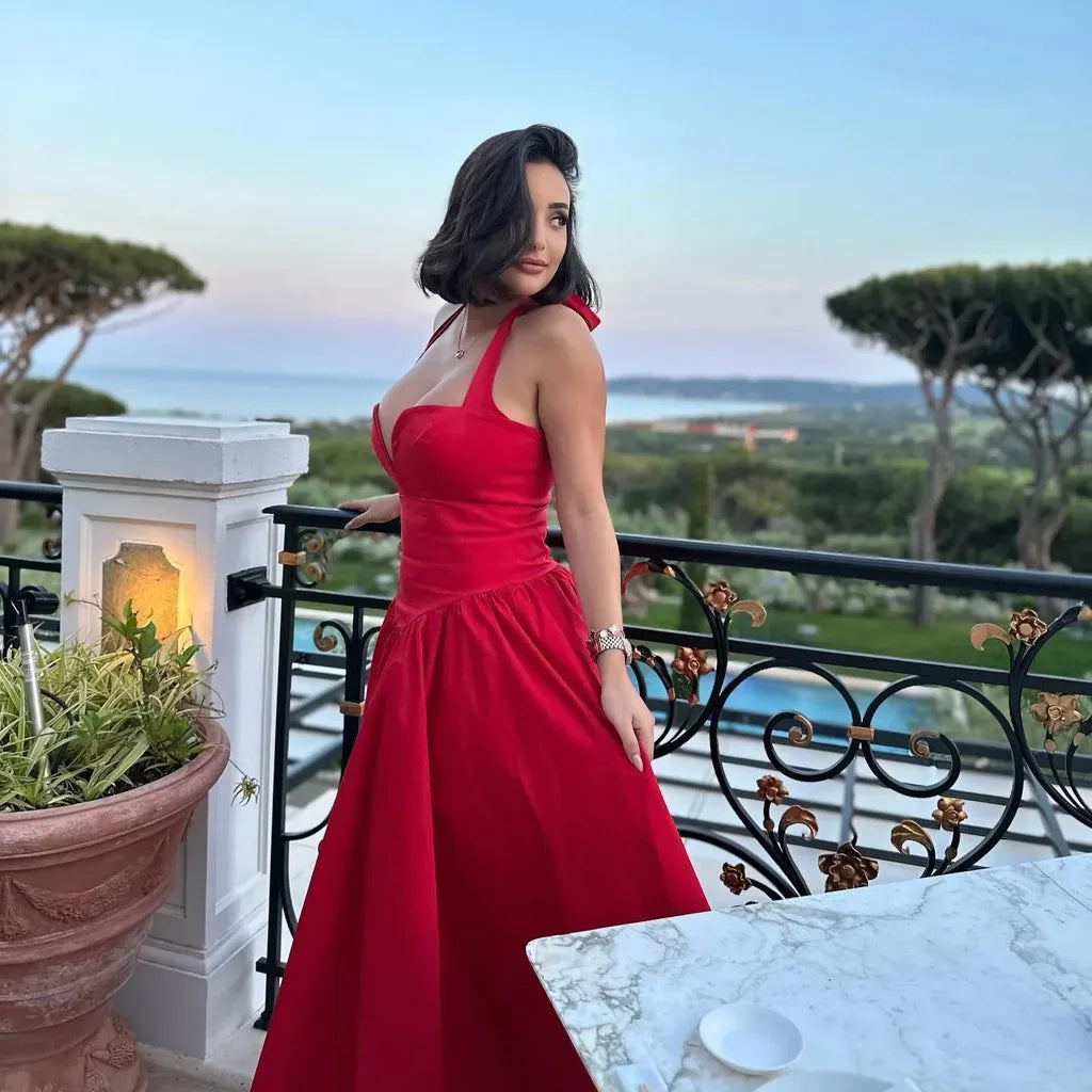 Robe Longue Femme – Col Licou et Broderies