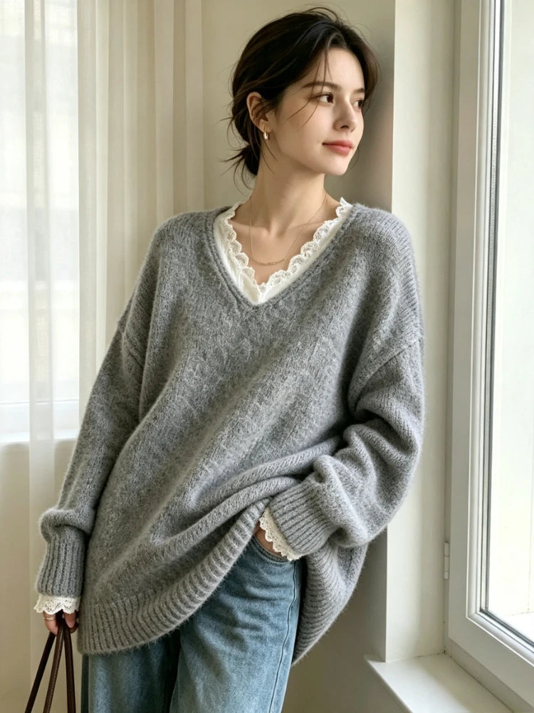 Pull en Maille Femme – Col V et Dentelle
