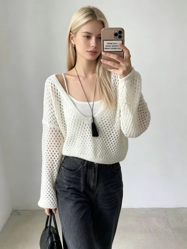 Ensemble 2 Pièces Femme – Gilet en Maille et Chemisier Ajouré