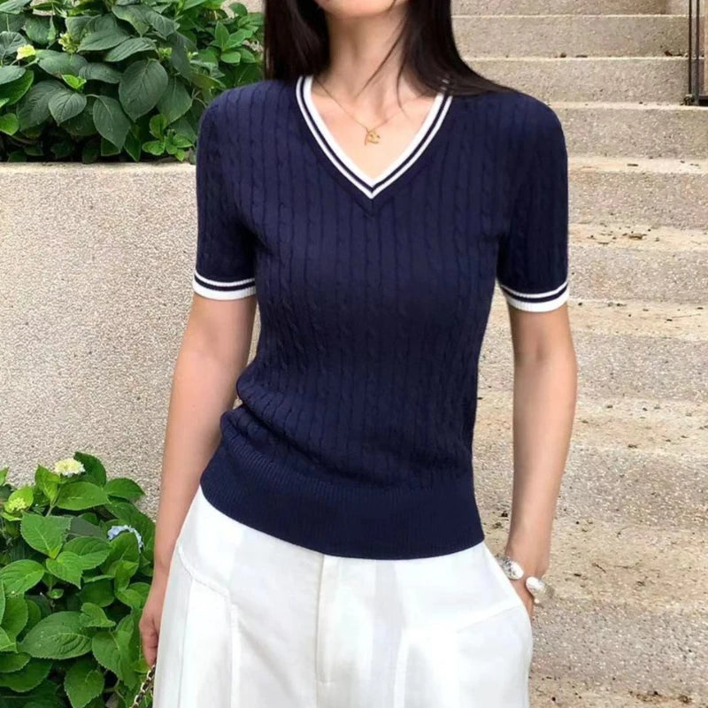 Pull Court Femme – Maille Torsadée Style Preppy