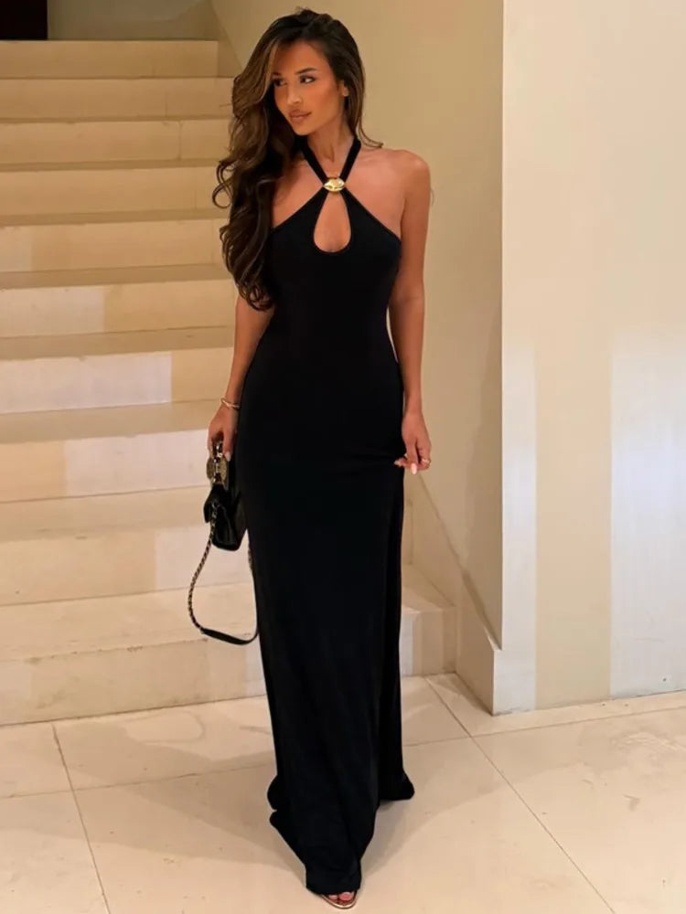 Robe Longue Noire Femme – Anneau Doré Élégant