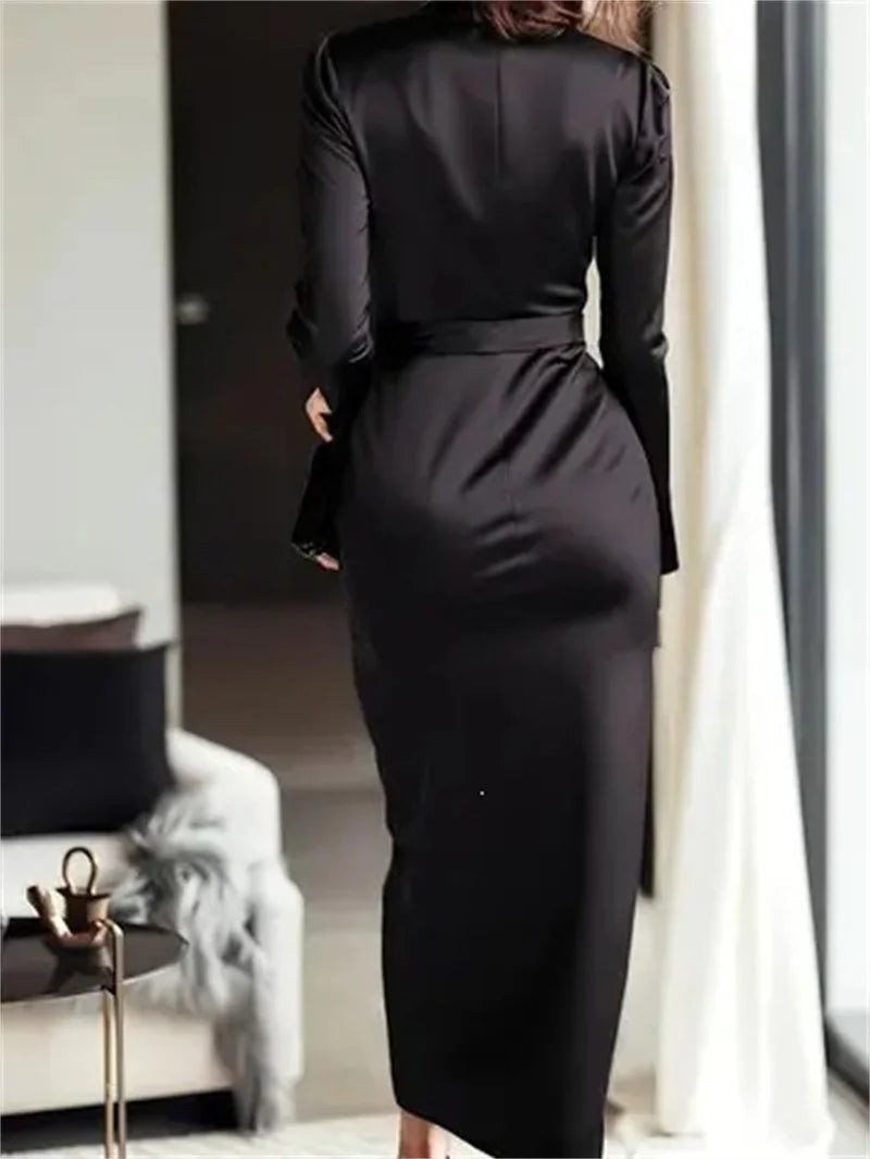 Robe femme longue en satin à col V