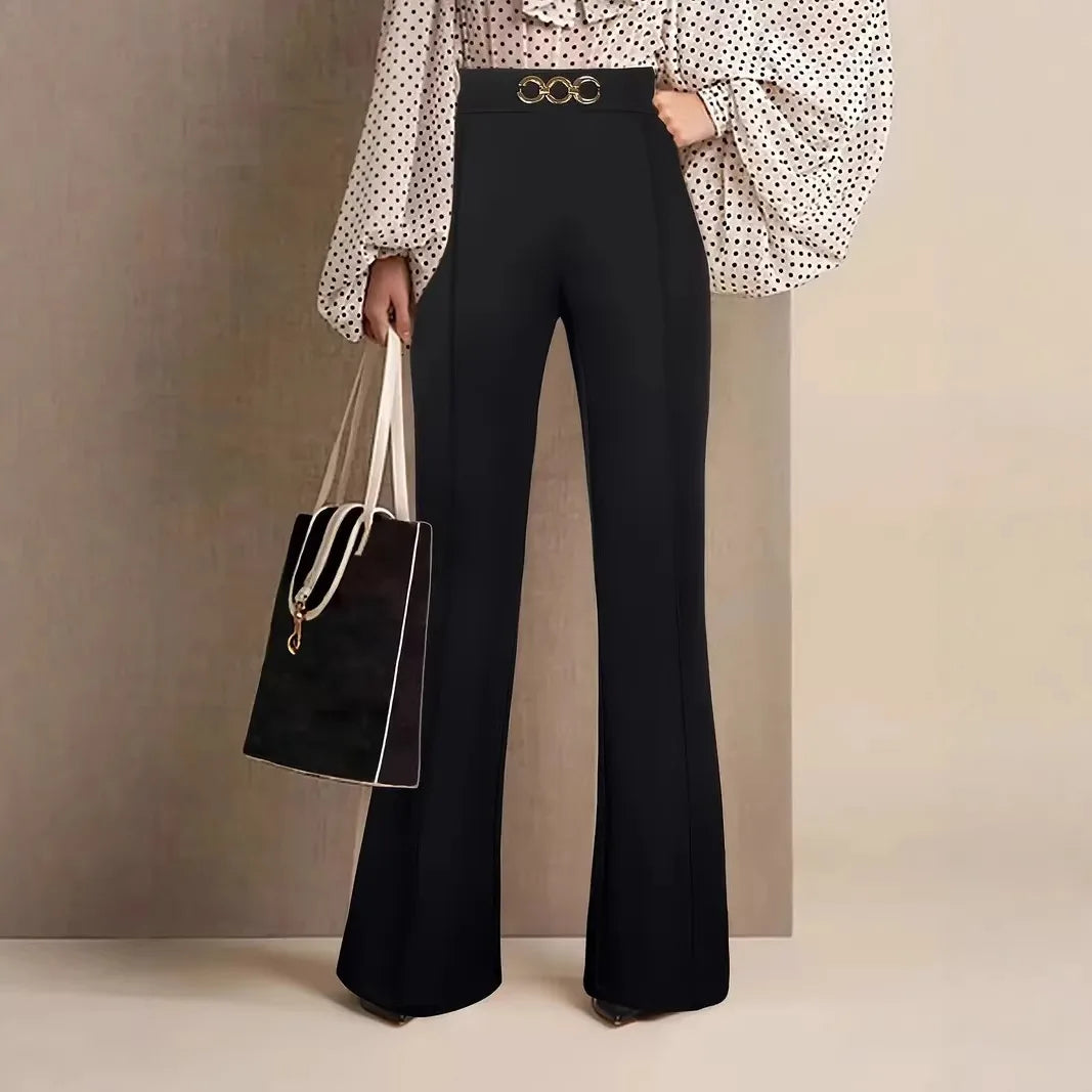 Pantalon Droit Noir Femme – Taille Haute et Détail Métallique