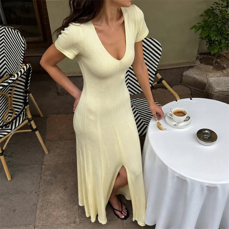Robe Longue Femme en Maille Côtelée – Look Élégant