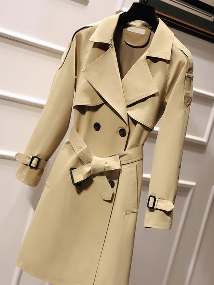 Manteau long femme croisé élégant avec ceinture