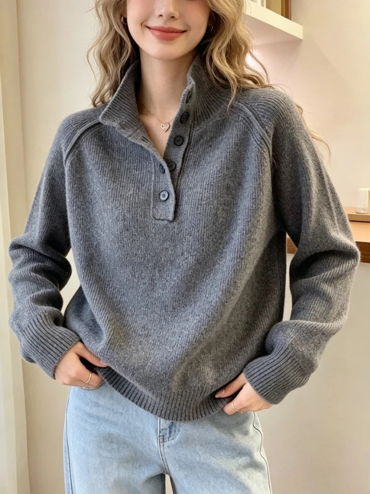 Pull Épais Femme – Col Montant et Demi-Boutonnage