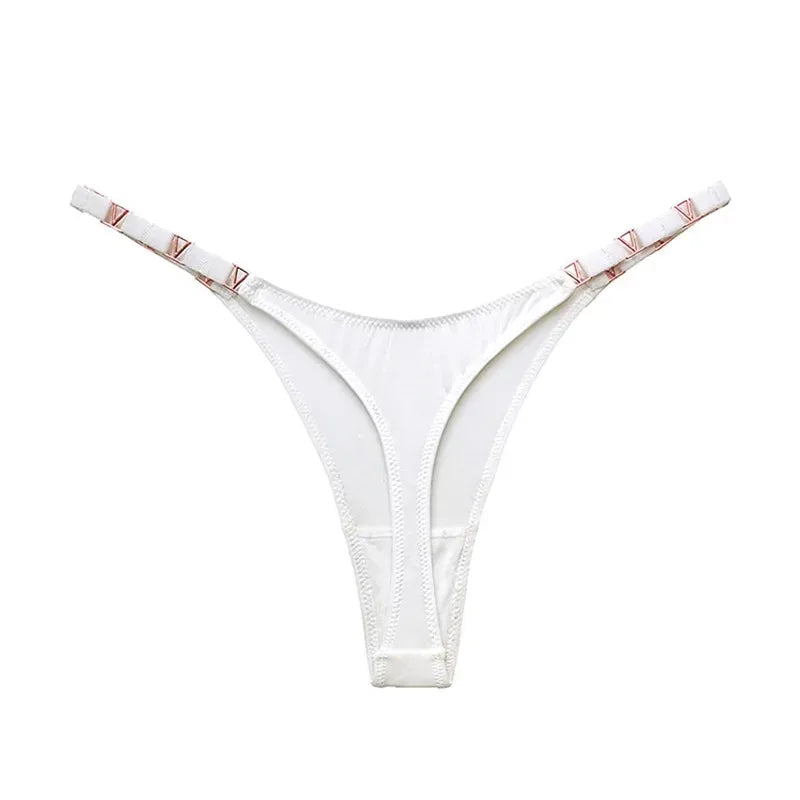 String Femme – Sans Couture et Boucle Métallique