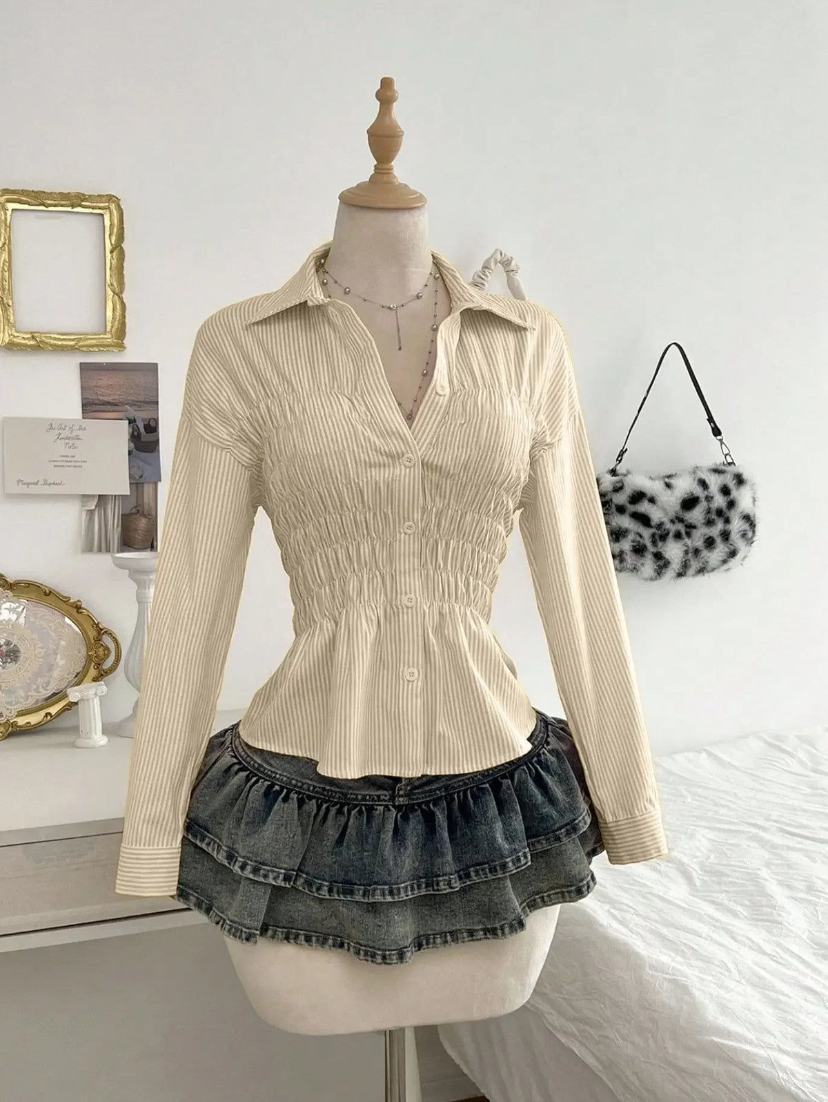 Chemisier Rayé Femme – Taille Froncée et Col Élégant