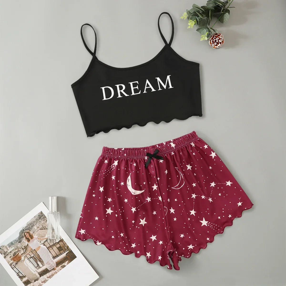 Pyjama Court d’Été Femme – Lune et Étoiles